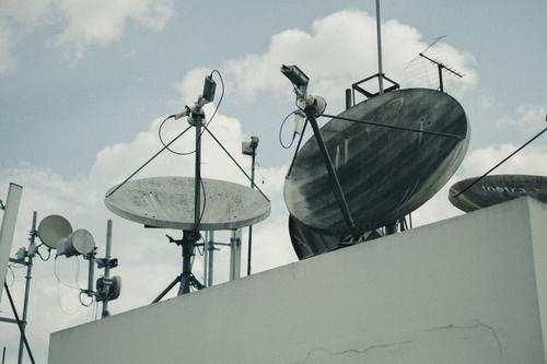 AST SpaceMobile's Lofty Guidance Confronts a Steep H2 Revenue Climb