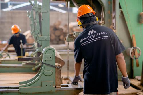 What is Driving the Advanced Ceramics Market's Growth Trajectory