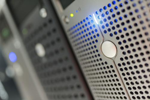 Is Dell Technologies' AI Momentum Sustainable Amidst Tech Sector Weakness