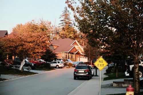 Stratus Properties: Oasis's Exit Signals a Liquidation Play, Not a Long-Term Hold