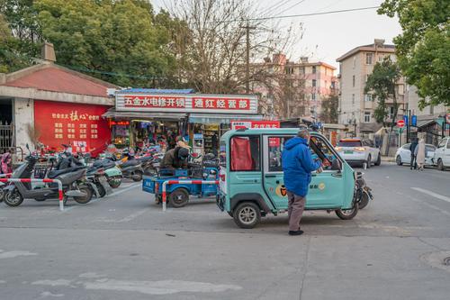 China's EV Trio: Diverging Fortunes Beneath Similar Valuations