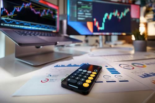 How Does Interactive Brokers Maintain Its Industry-Leading Margins