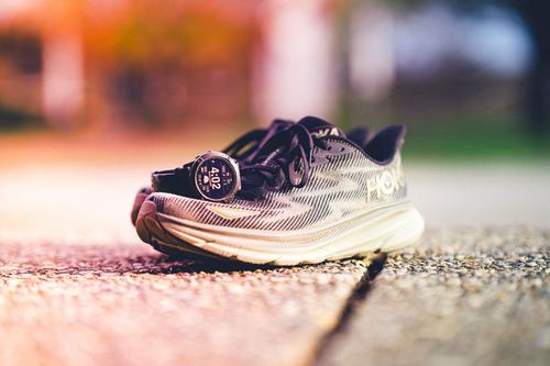 Deckers Outdoor's Q1 Beat: Why the Market Missed the Margin Story
