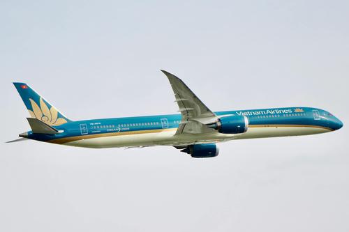 What Does Boeing's $30 Billion Vietnamese Order Mean for Its Commercial Business