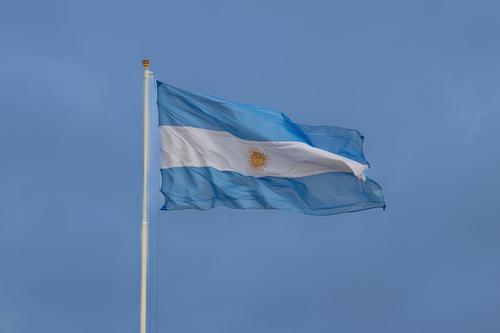Grupo Financiero Galicia: Insider Confidence Clashes with Valuation and Earnings Reality