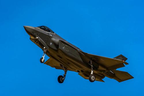 How Are Geopolitical Tensions Reshaping the Defense Industry Landscape