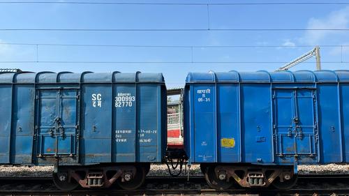 Why Are Short Line Railroads Suddenly a Hot Ticket