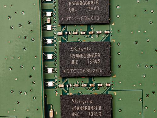 Micron's AI Bet: Why Institutional Capital Is Doubling Down on a Transformed Memory Giant