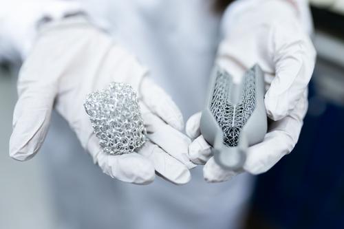 Velo3D's Russell 3000 Boost: A Turning Point for Metal 3D Printing's Unprofitable Innovator