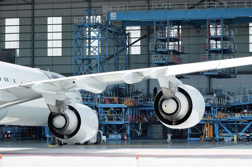 Boeing's Production Surge Masks a Precarious 2027 Turnaround Story