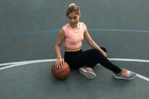 Under Armour's Q4 Earnings: What's at Stake
