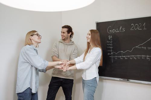 What Does ADP's Q3 Fiscal 2026 Report Tell Us