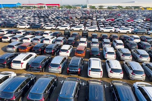 Ford's Canadian Labor Deal: Stability Secured, But Not at UAW's 2023 Price