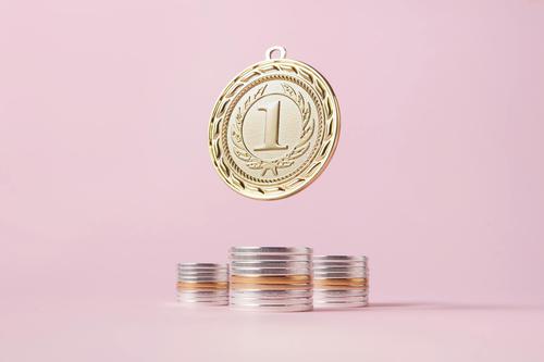 Is Chime Truly Outpacing JPMorgan Chase in Account Growth