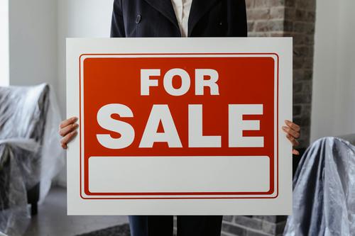 Why is Blue Owl Capital Expanding into Healthcare Real Estate