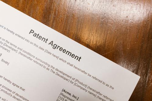 What is the Significance of Entegris's EUV Licensing Deal