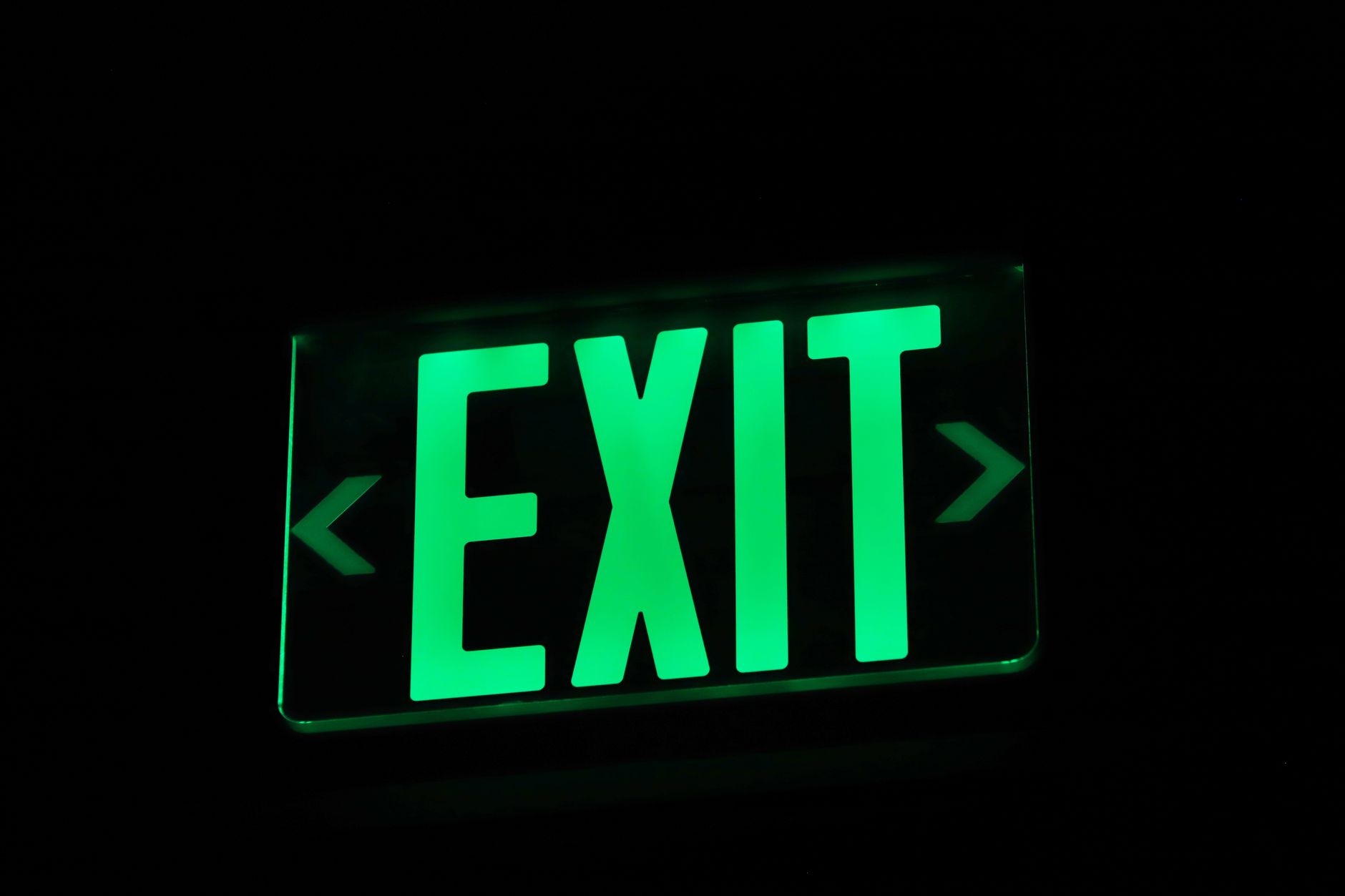 Insider Exodus at World Acceptance: Why Director Sales Cast a Shadow on WRLD's Rally