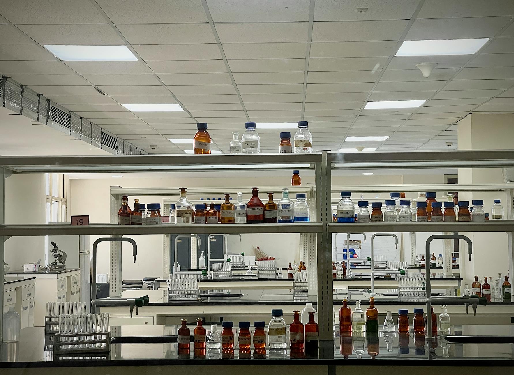 Amgen's Lumakras: A Pivotal Moment for Earlier-Line Lung Cancer and AMGN Stock