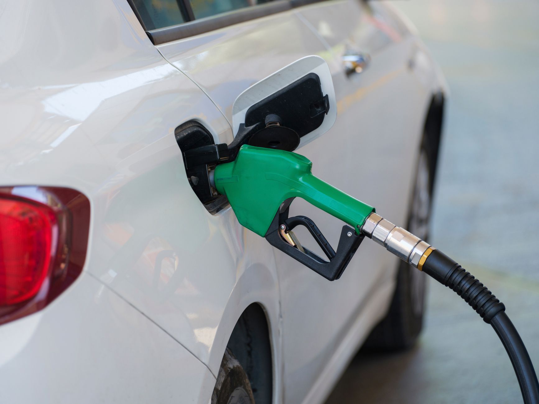 Is Ampol's EG Australia Acquisition a Game Changer for ALD.AX