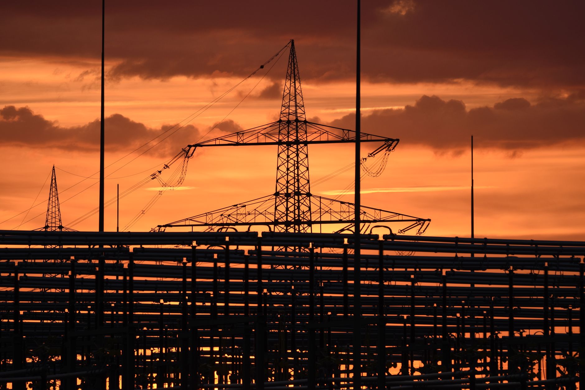 Liberty Energy's 22% Plunge: A Mispriced Pivot to Powering AI