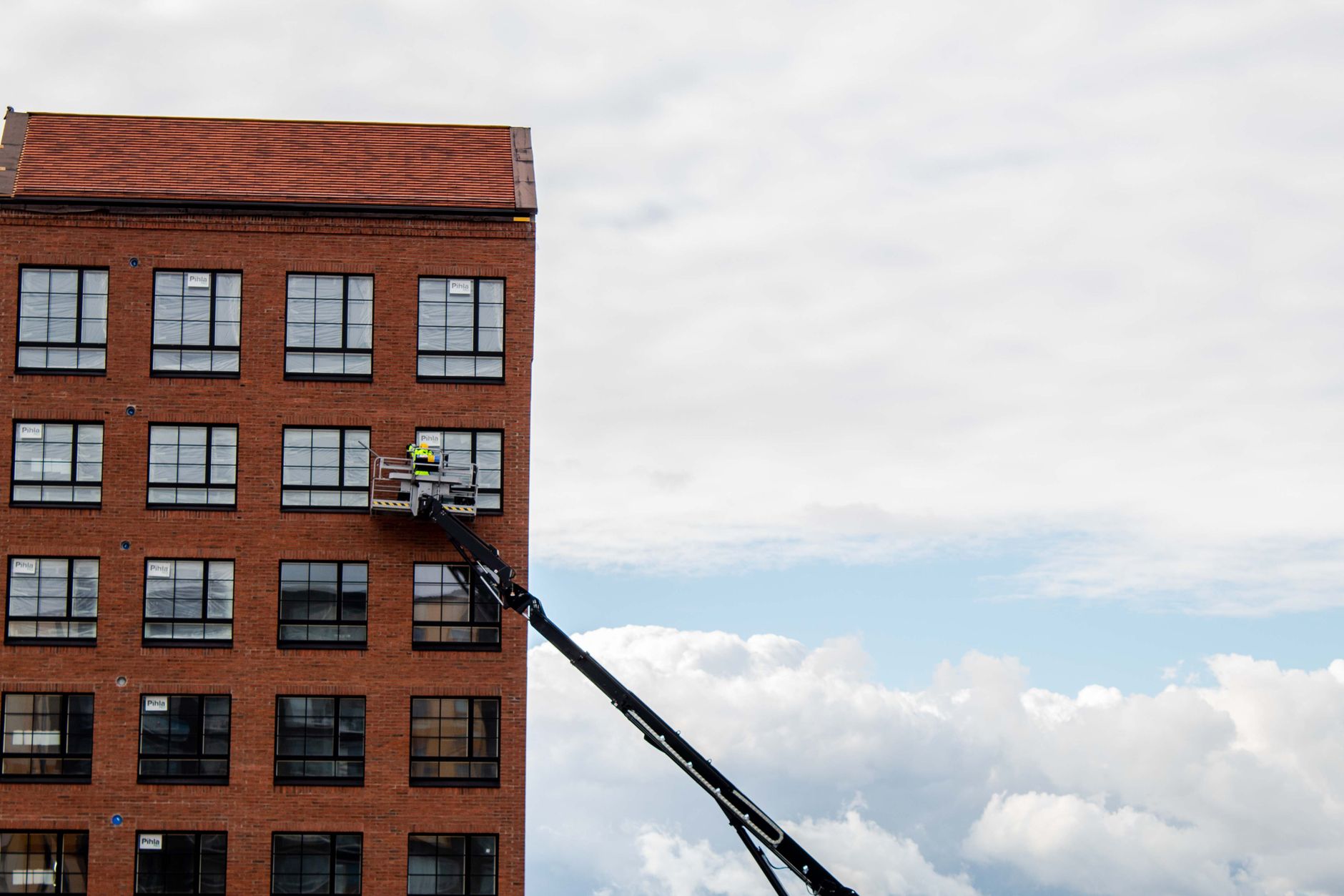 ABM Industries: Why Insider Selling Clouds a Strong Operational Narrative