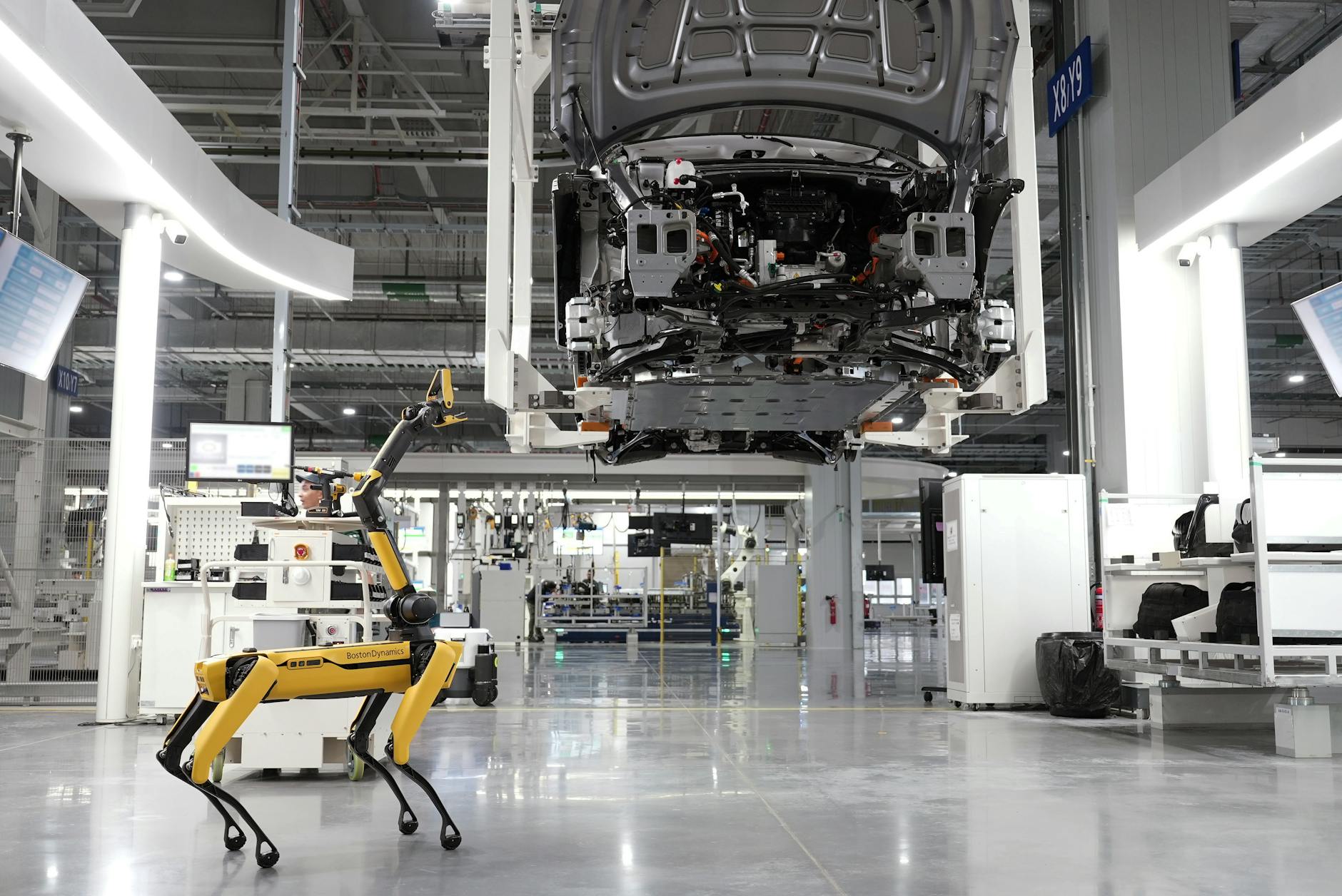 Why is Toyota Deploying Humanoid Robots in its Canadian Factory