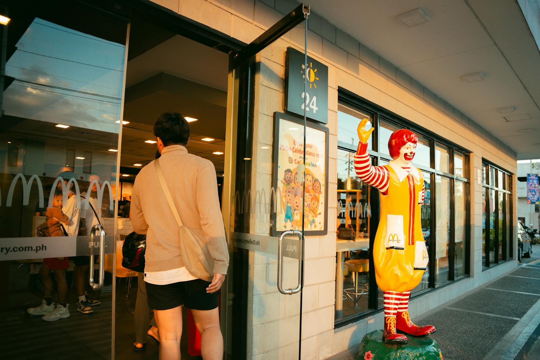 Is McDonald's Recent Performance Sustainable Amid Shifting Consumer Tastes