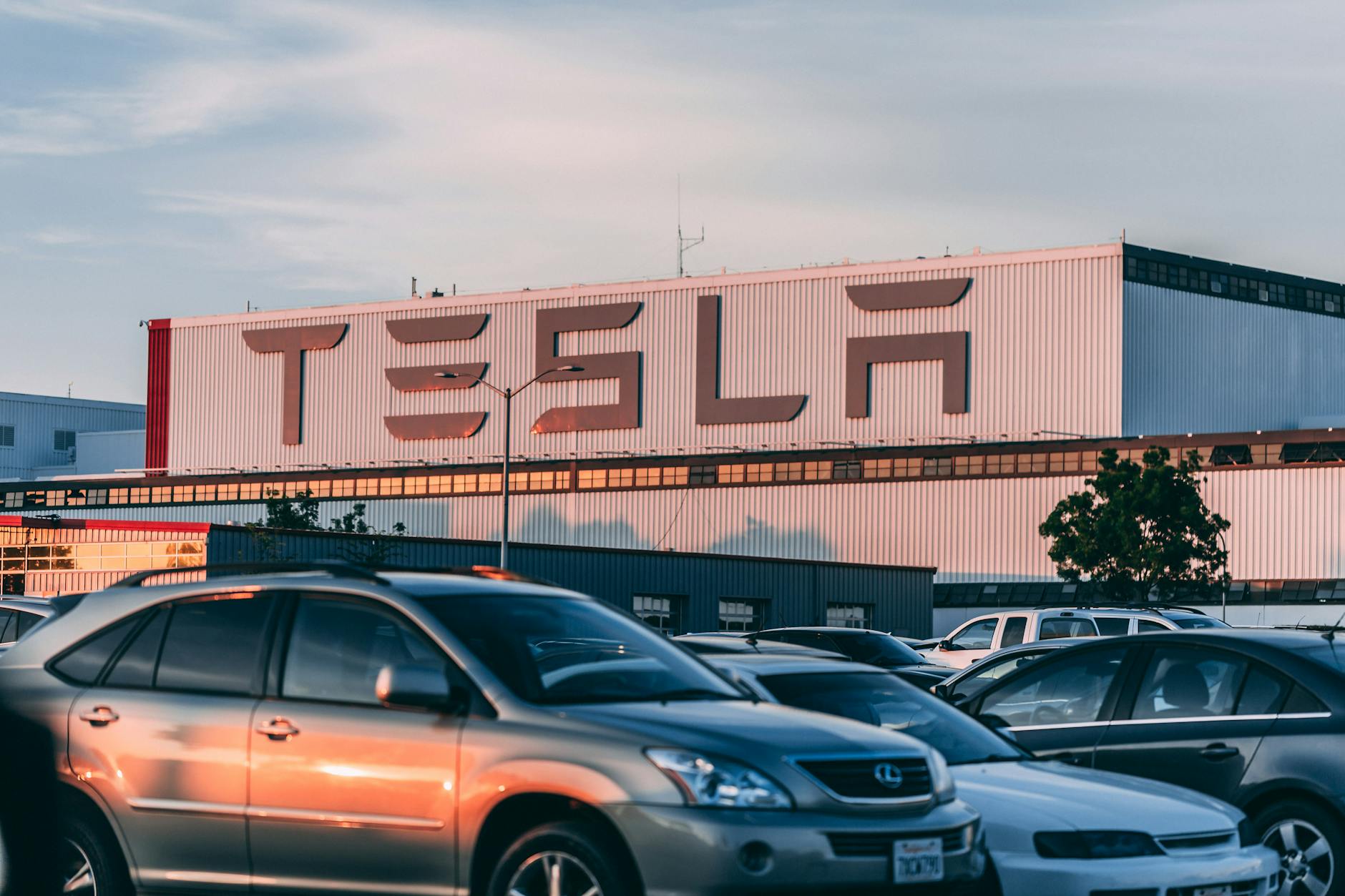 Is Tesla's Buffalo Solar Push a Game Changer for the Stock