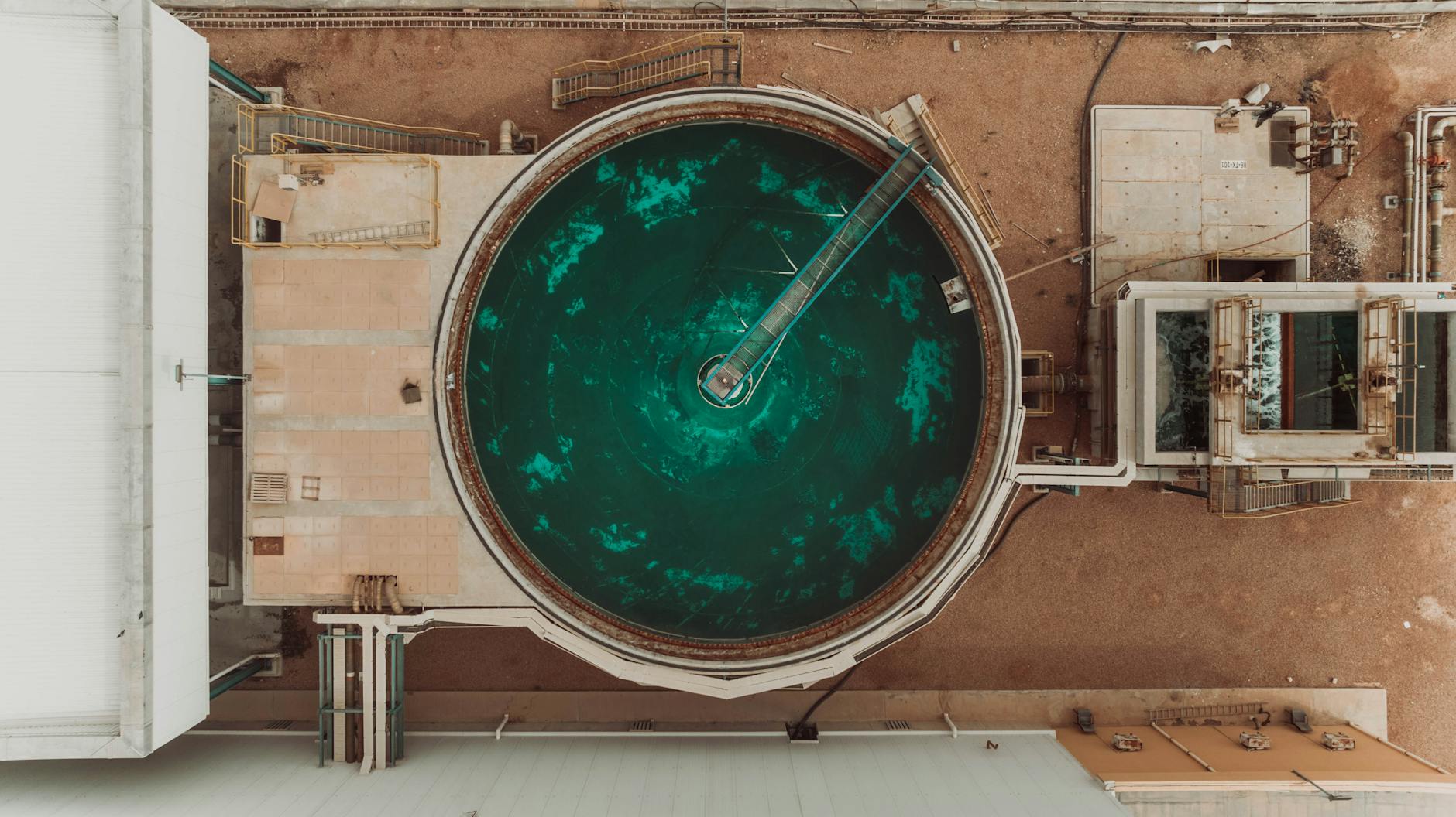 What Does a $10 Million Institutional Bet on H2O America Signal