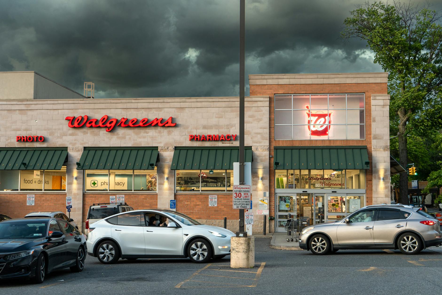 What Triggered Walgreens' Shift to Private Ownership