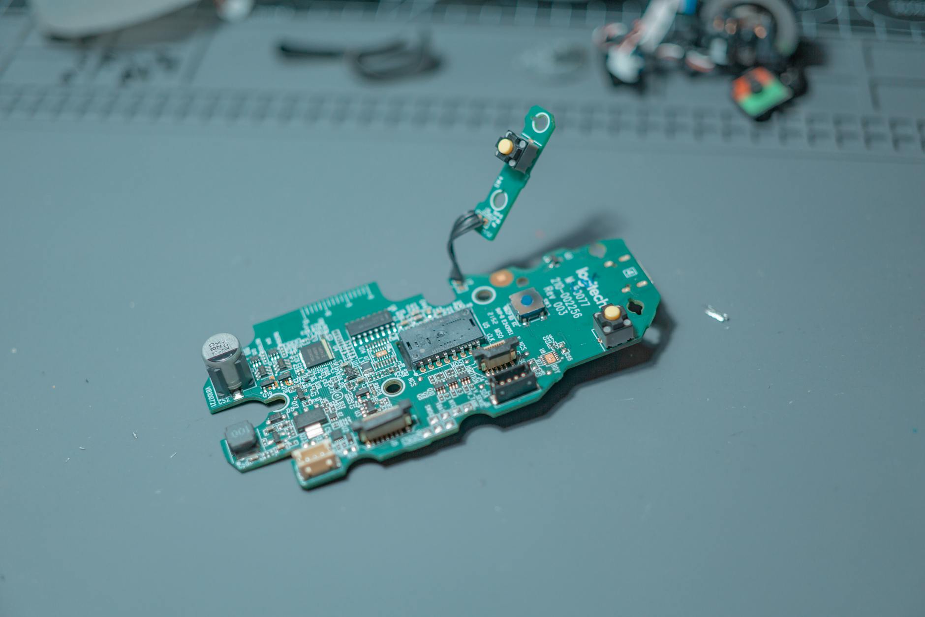 Is Ultra Clean Holdings (UCTT) Poised for a 46% Surge