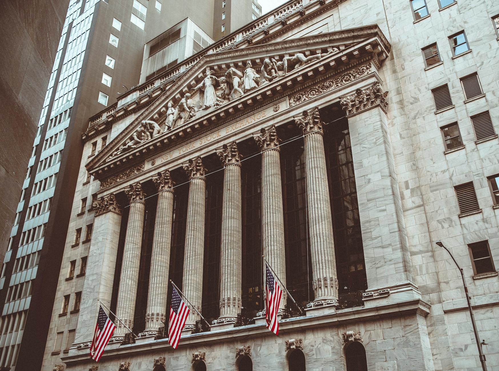 What is the Invesco S&P 500 Equal Weight ETF (RSP) and How Does it Differ from SPY