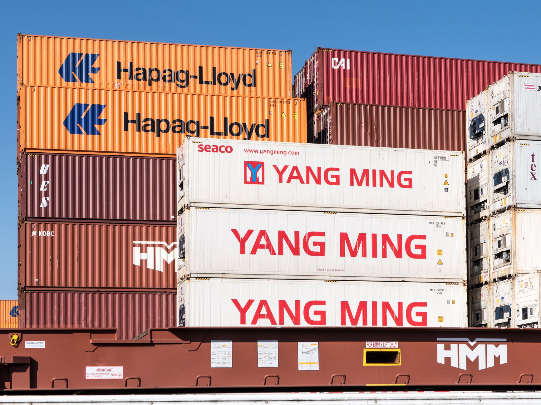 Prologis's High-Stakes Bid for SEGRO: A Deadline Looms for European Logistics Dominance