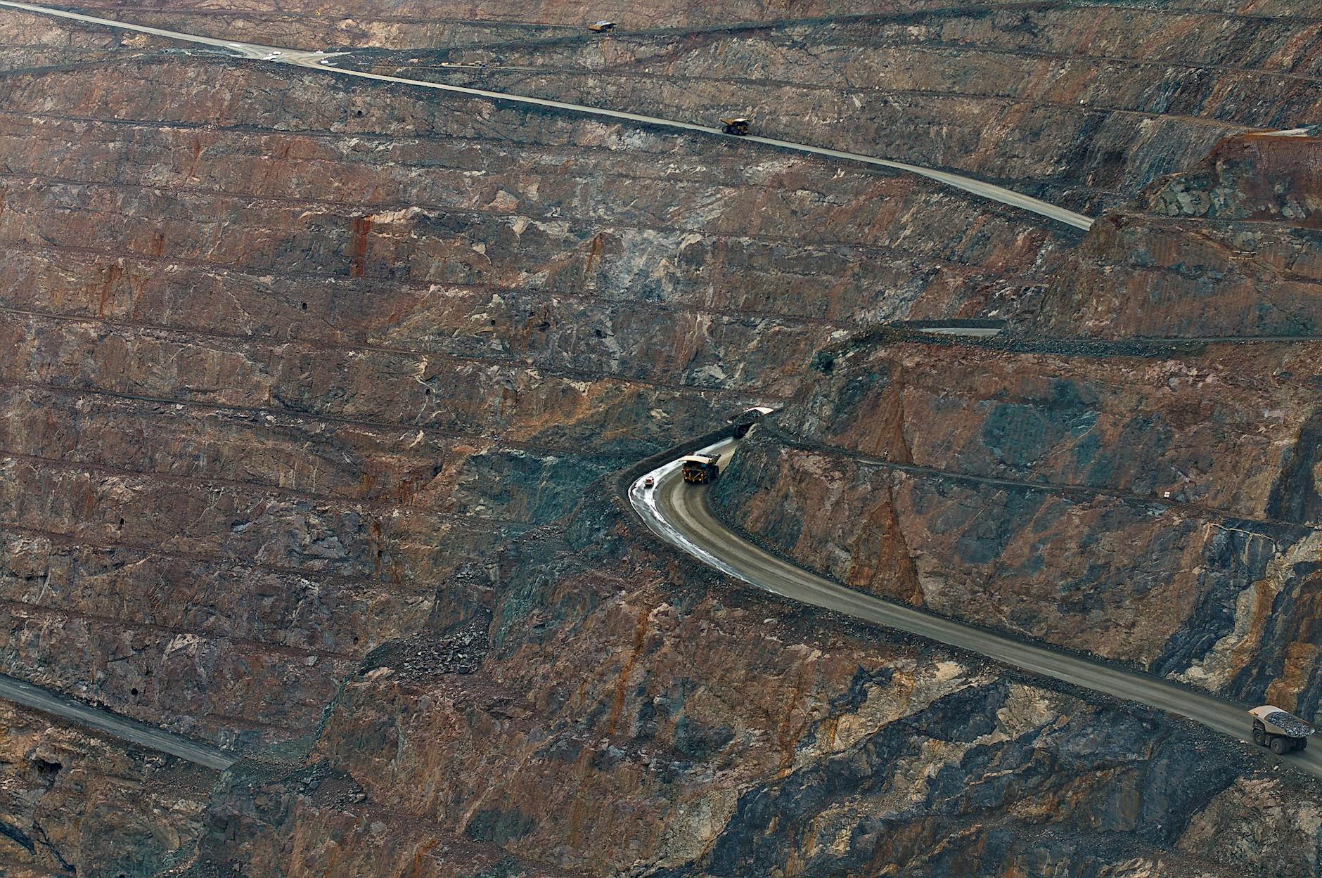 Why Did Dorsey Wright & Associates Cut MP Materials So Sharply