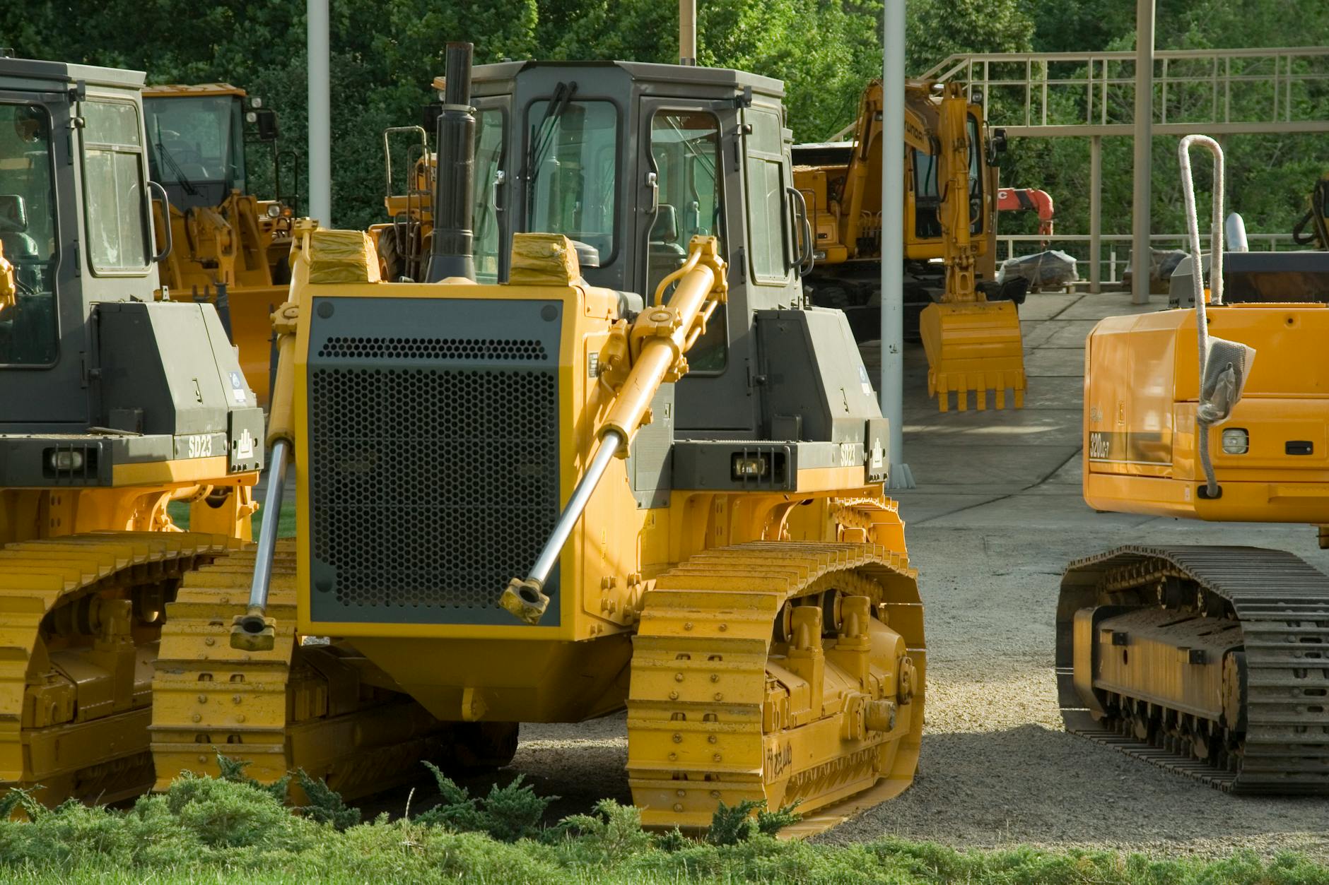 Is Deere & Company Poised for an Infrastructure Boom Beyond Agriculture