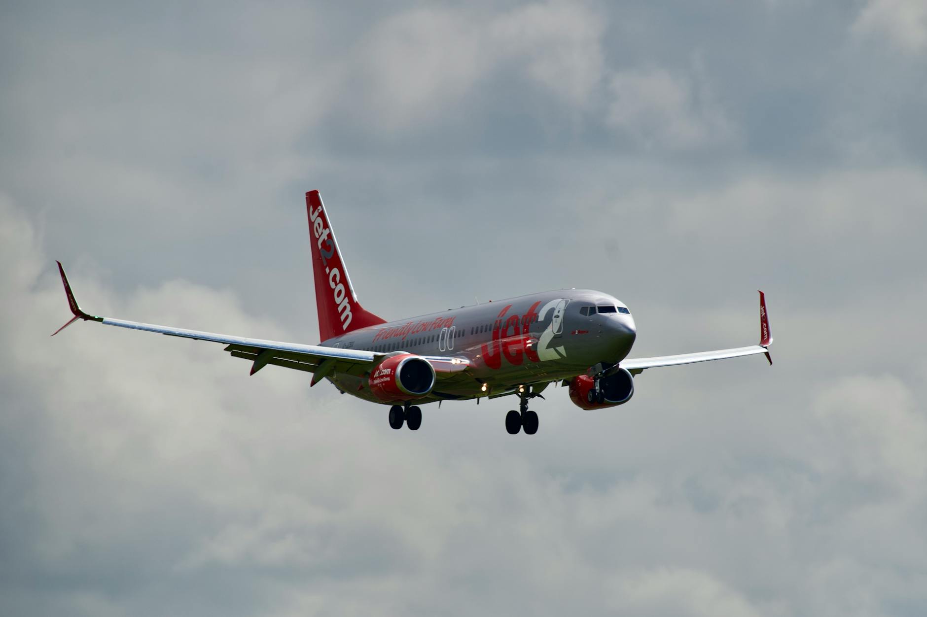 Is American Airlines' Free Wi-Fi a Game Changer for AAL Stock