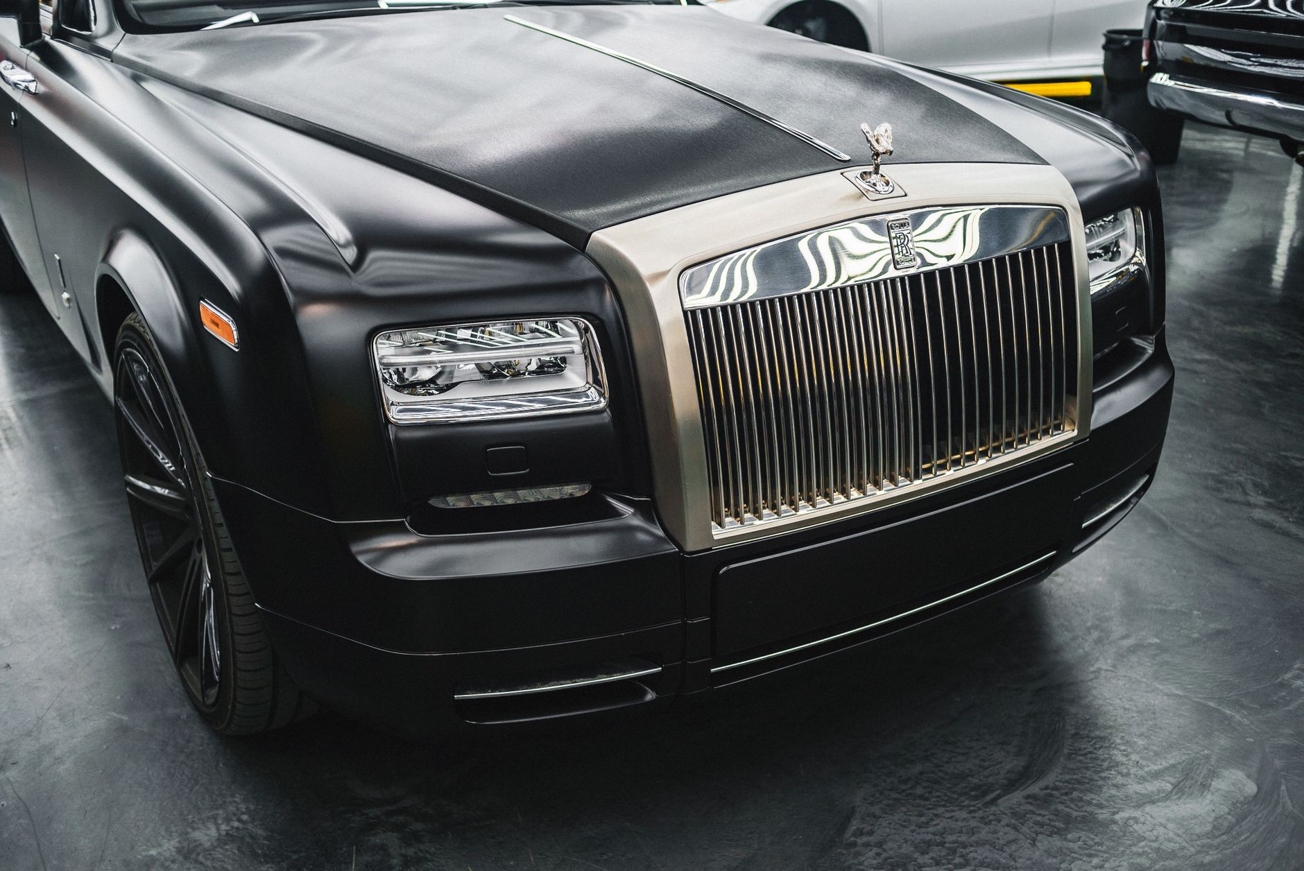 Is Rolls-Royce's Spectre EV a Game-Changer for RYCEY