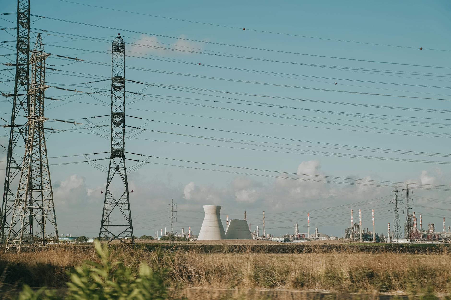 What Do Rep. Pfluger's Latest Energy Sector Trades Reveal