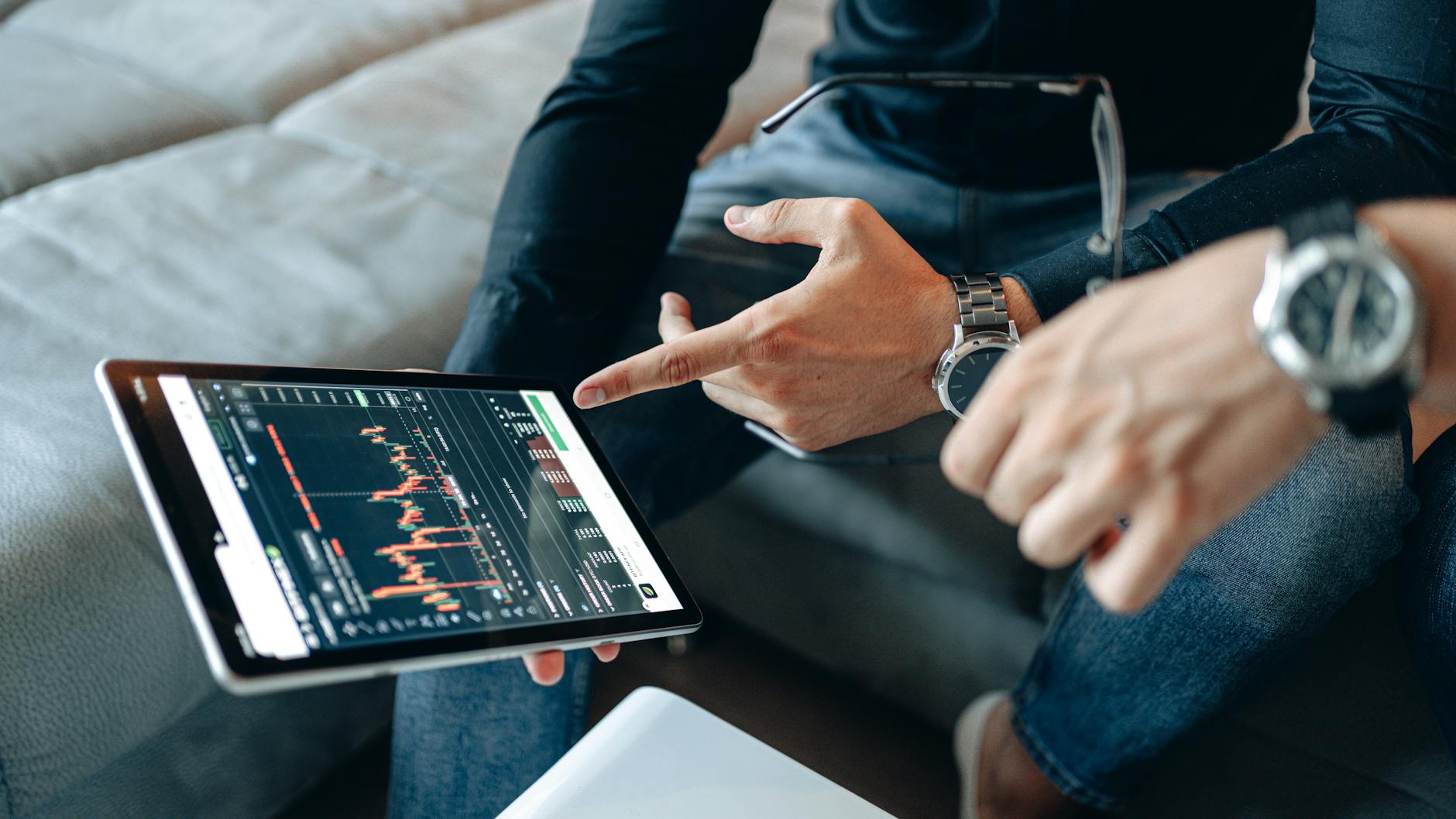 What is Dave Inc. and Why is it Making Waves in Fintech