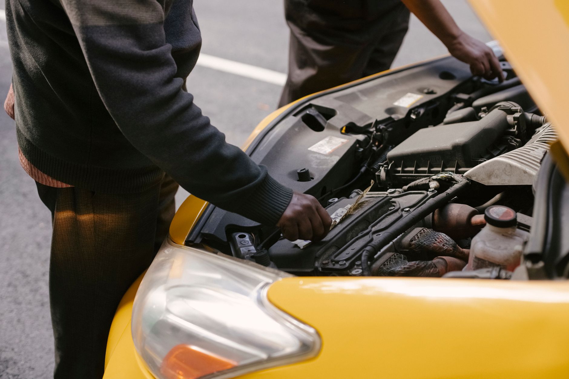 Is Aptiv PLC Positioned for a Rebound in the Automotive Tech Sector