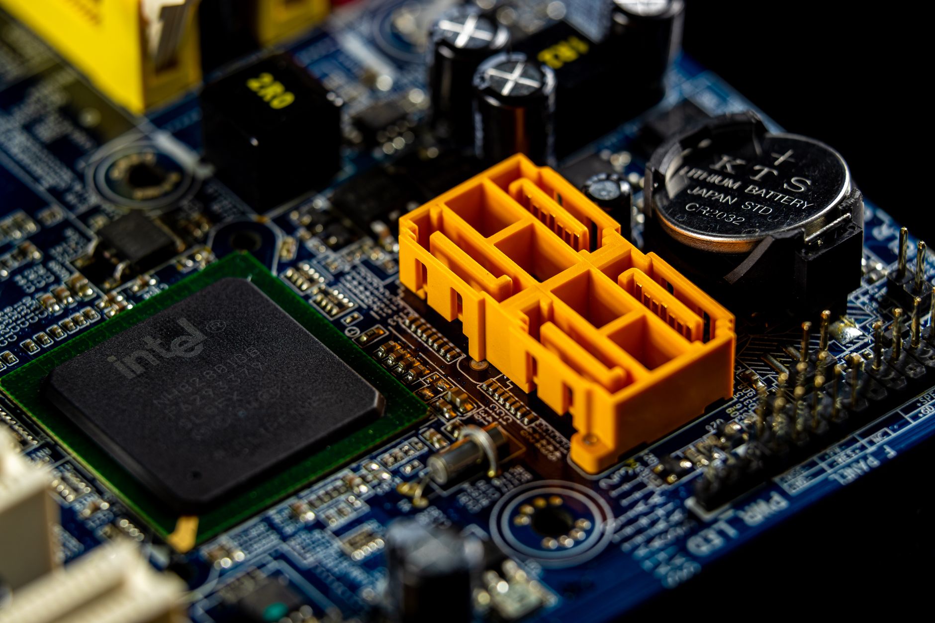 Intel's Costly AI Ambition: The $15 Billion Equity Raise and Its EPS Toll