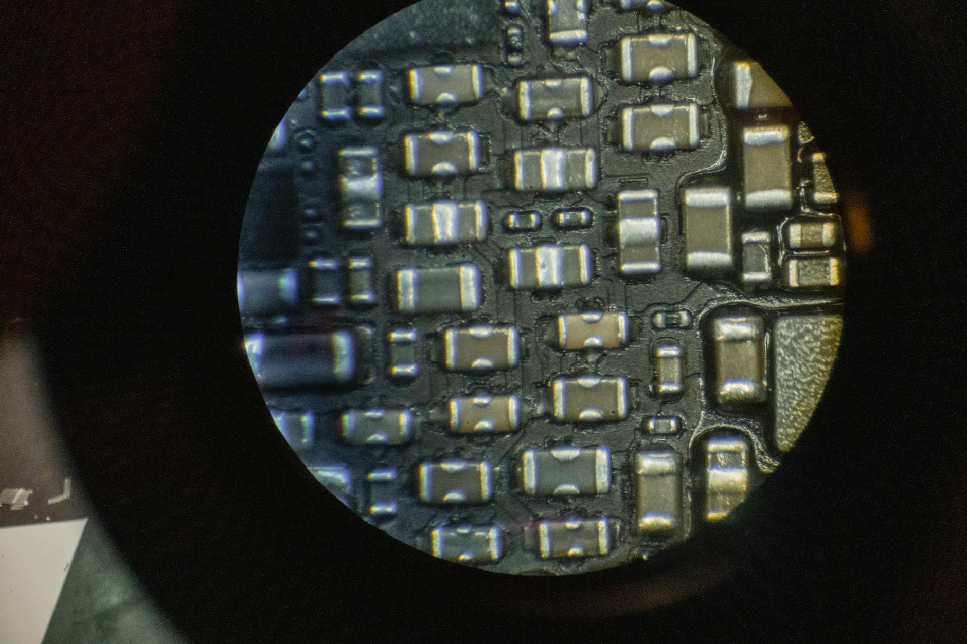Is TSMC Still the Undisputed King of AI Chips