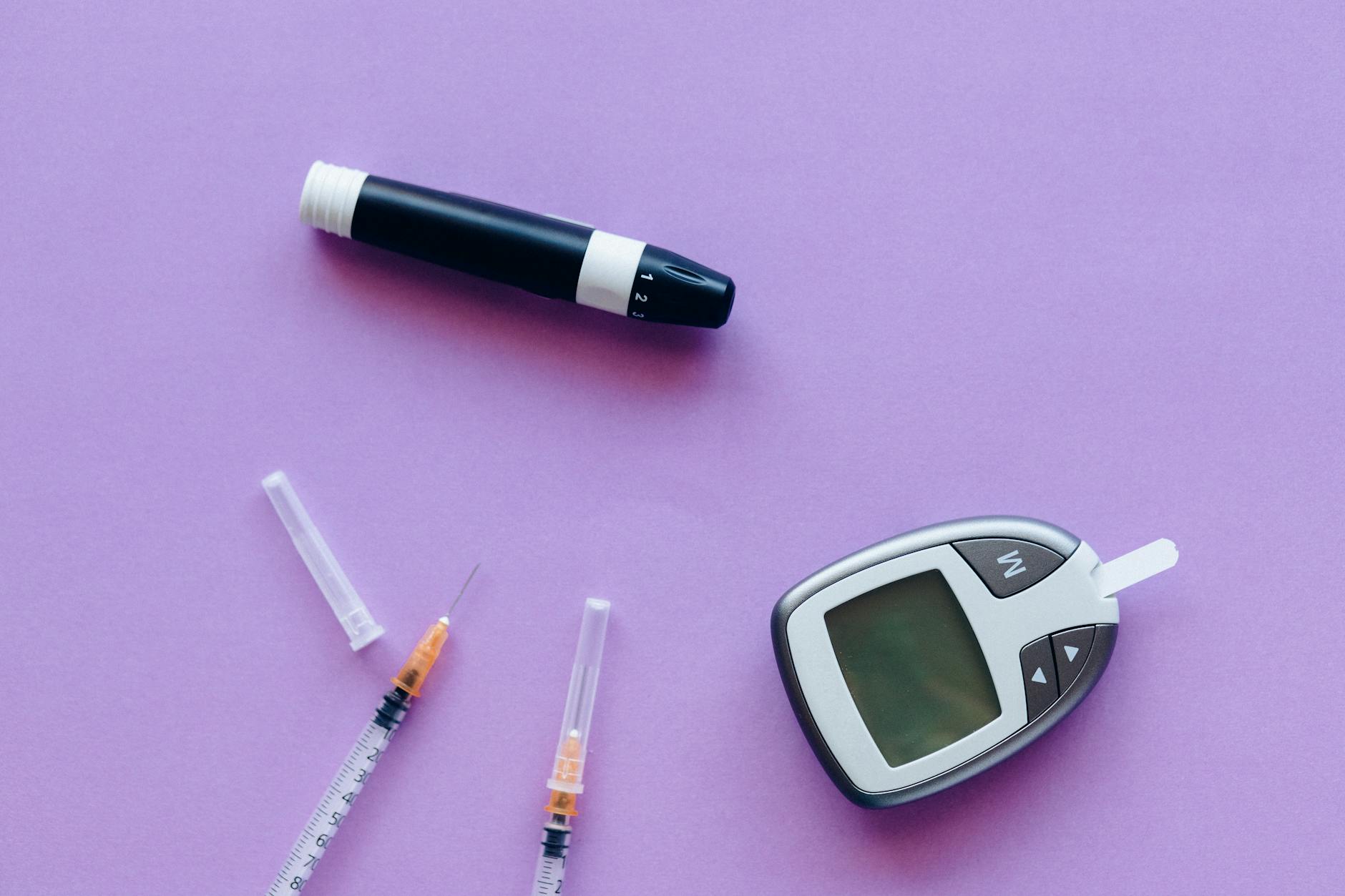 What Does Rep. Khanna's Spouse's DXCM Trade Signal for Diabetes Tech