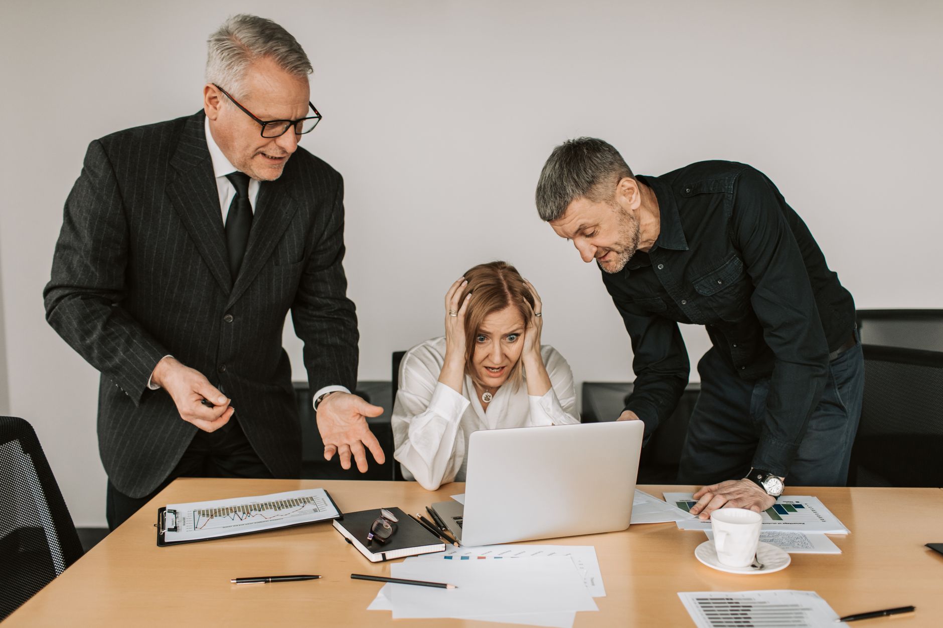 Byrna Technologies' Q2 Collapse: A Buy-Rated Stock Facing an Execution Crisis