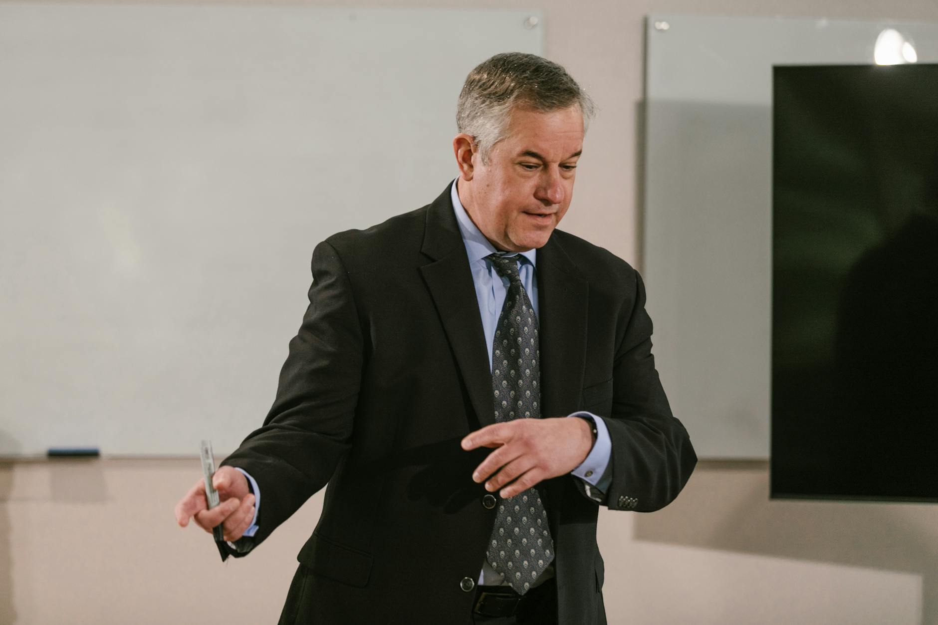 Is Coca-Cola's CEO Transition a Bellwether for AI-Driven Leadership