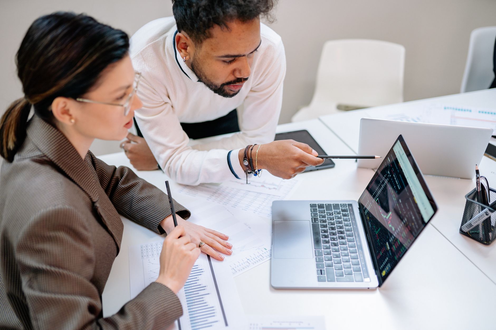 Sallie Mae's Strategic Pivot: Data Modernization and New Loans Defend Against Fintech Rivals