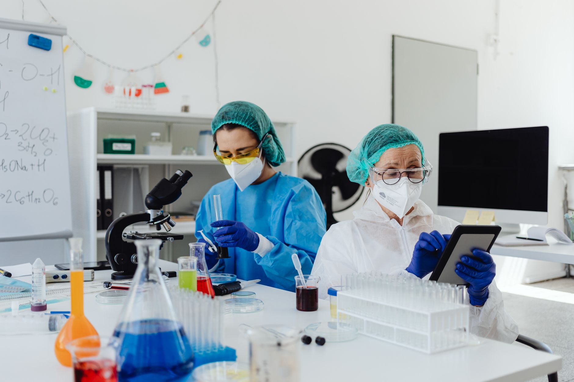 Summit Therapeutics: A High-Stakes Bet on Ivonescimab Amidst a Deepening Cash Crunch