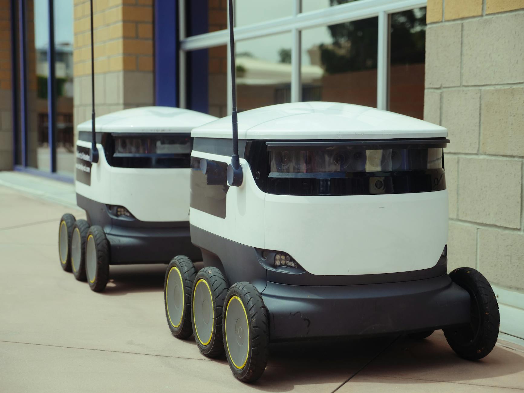 What Makes AutoDrive Robotics' E-commerce Pilot a Game-Changer