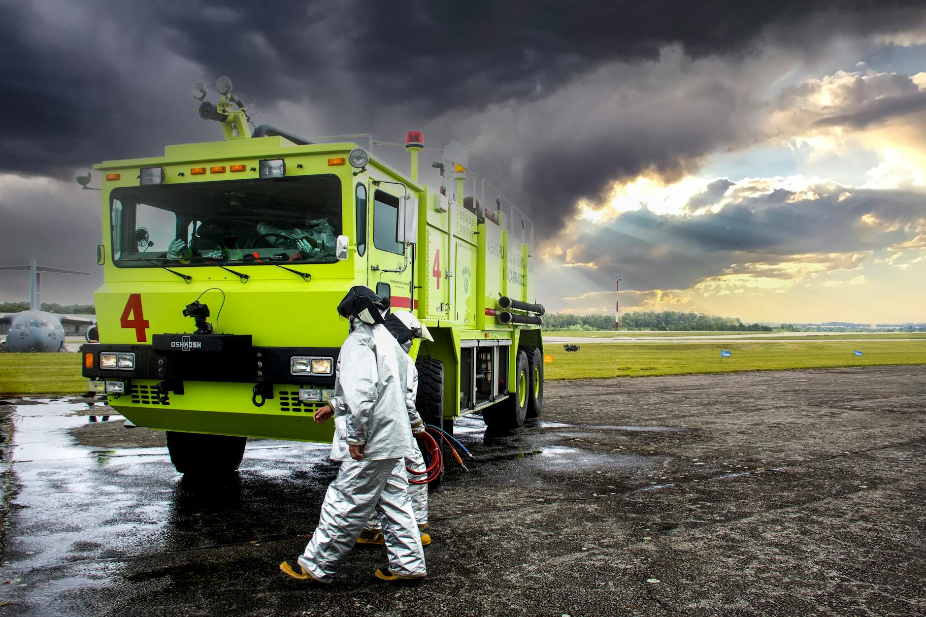 Is Oshkosh Corporation's Diverse Portfolio a Shield Against Economic Headwinds